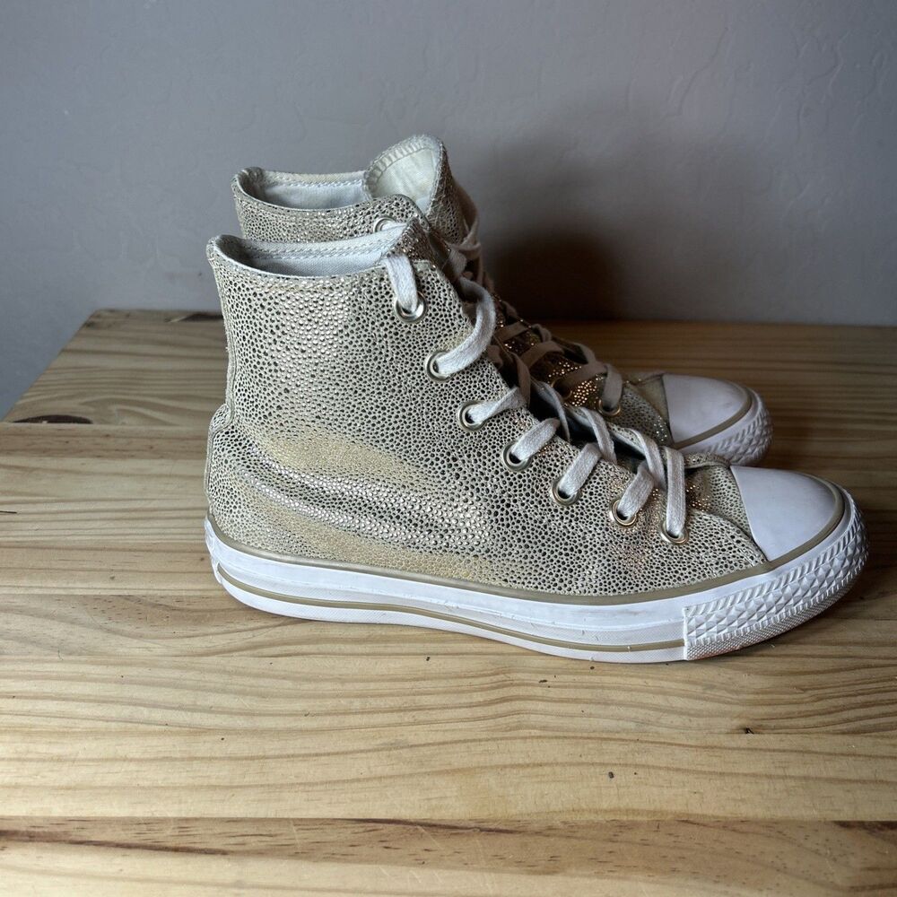 Converse Women’s Chuck Taylor All Star Size 6 Metallic Light Gold Shoes High Top